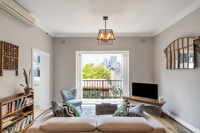 Latitude -Kirribilli Apartment. Opera House Views - Image 1