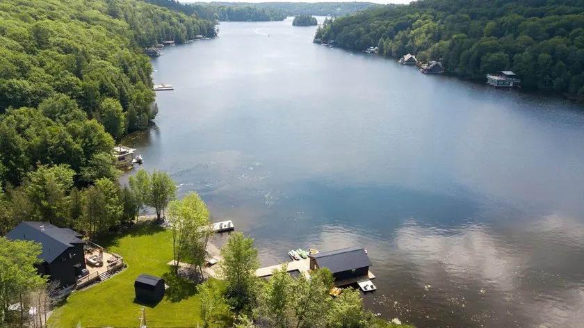 Silverwood - Lake Rosseau - Image 1