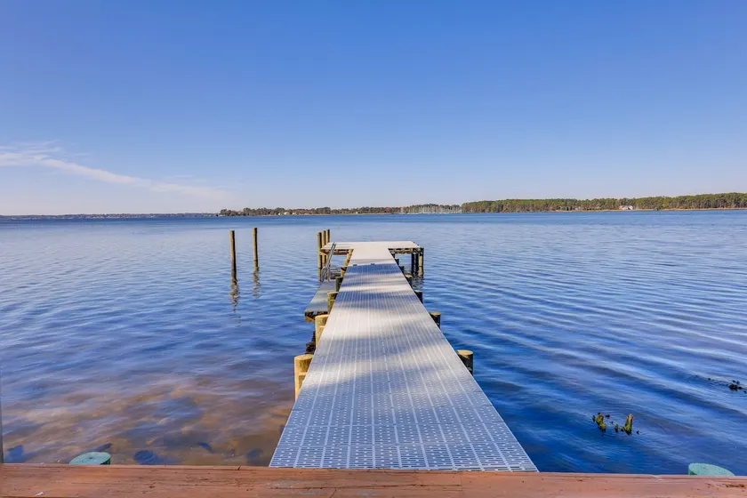 New Bern Home w/ Direct Access to Neuse River - Image 1