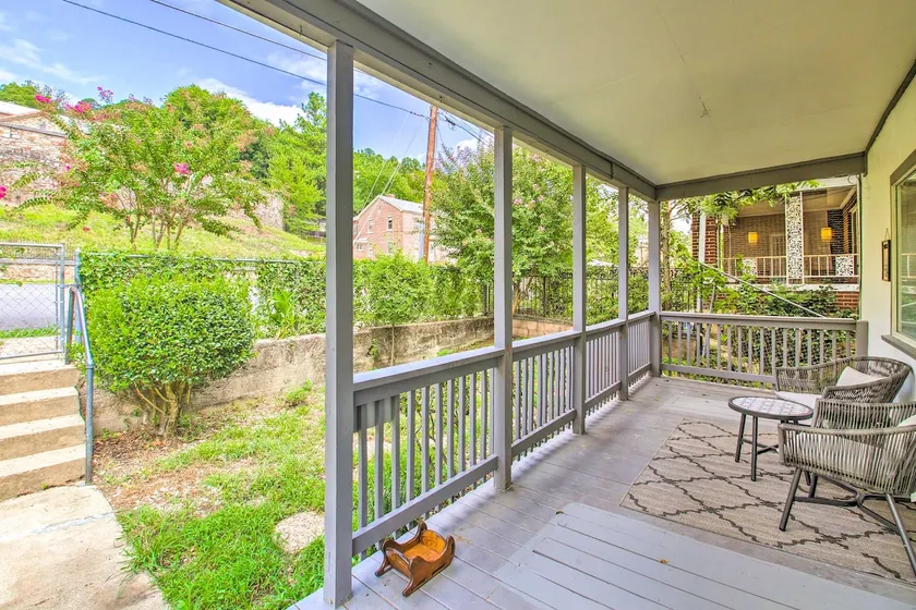 Historic Home Near Bathhouse Row in Hot Springs! - Image 1