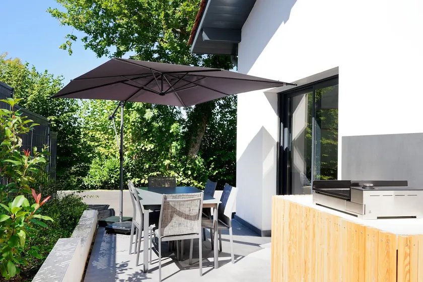 Maison de vacances \"Maison Aranea\" avec vue sur les montagnes, terrasse privée et Wi-Fi - Image 1