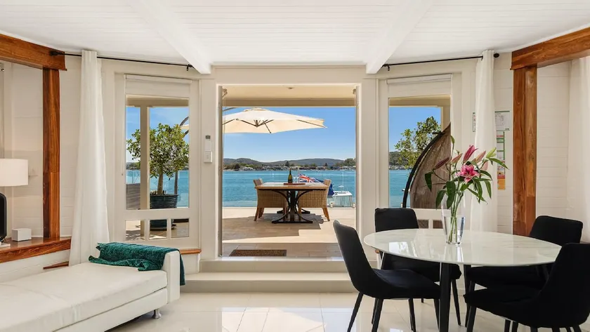 'Waterfront Studio' by HolidayCo - Image 1