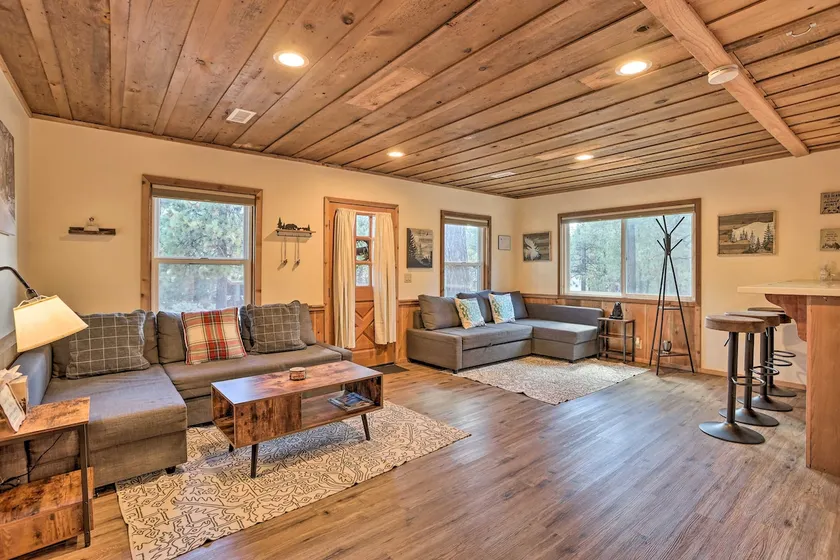 Walk to Big Bear Lake: Cozy Cabin w/ Deck - Image 1