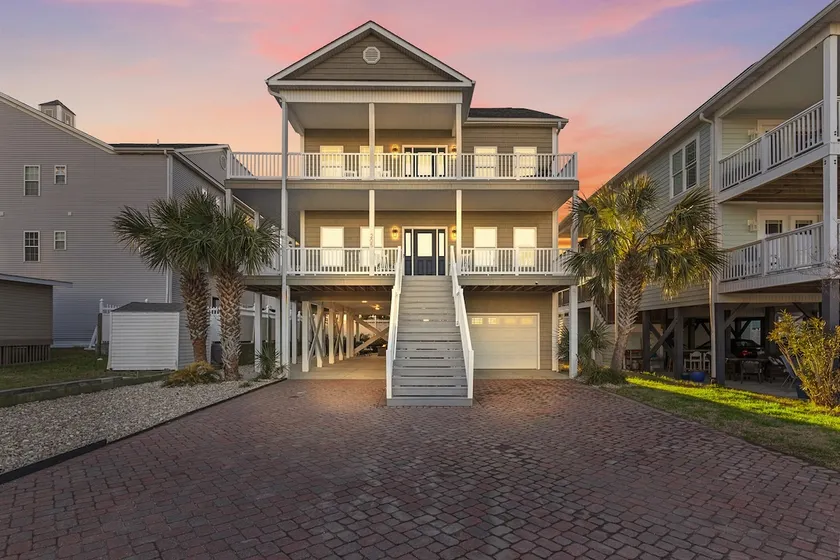 North Myrtle Beach 5BR | Ocean Views | Walk to Sand & Shops - Image 1