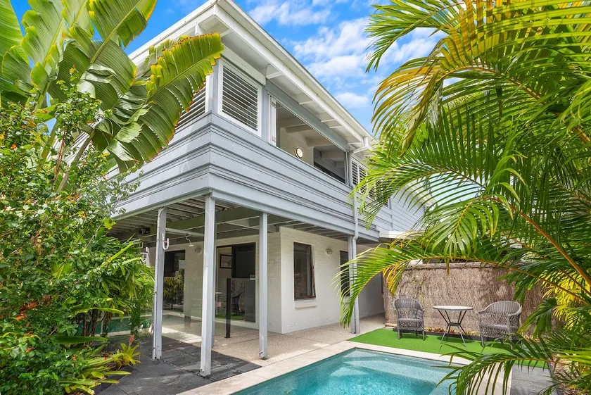 1 Hillridge 6 Ferguson St Coastal Retreat - Image 1
