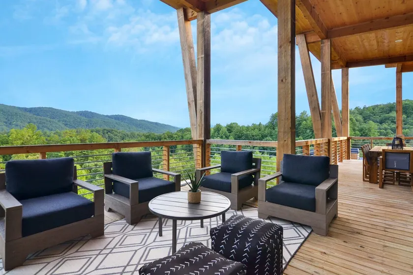 Mountain View Manor  ~ Mountain Modern 5BR ~ Near downtown Blue Ridge! - Image 1