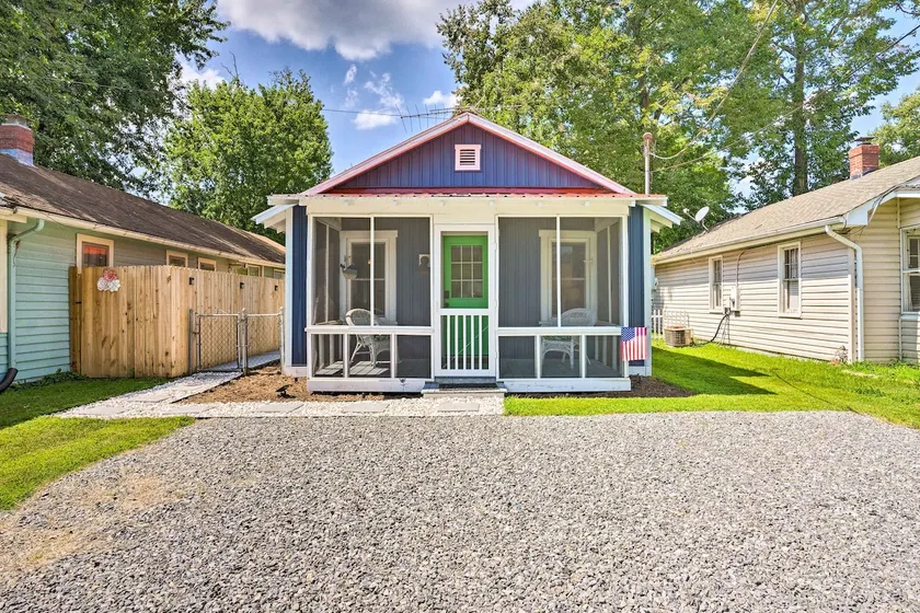 Chic Cottage w/ Private Yard: Steps to Beach! - Image 1