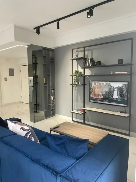 Downtown City Apartment - Image 1