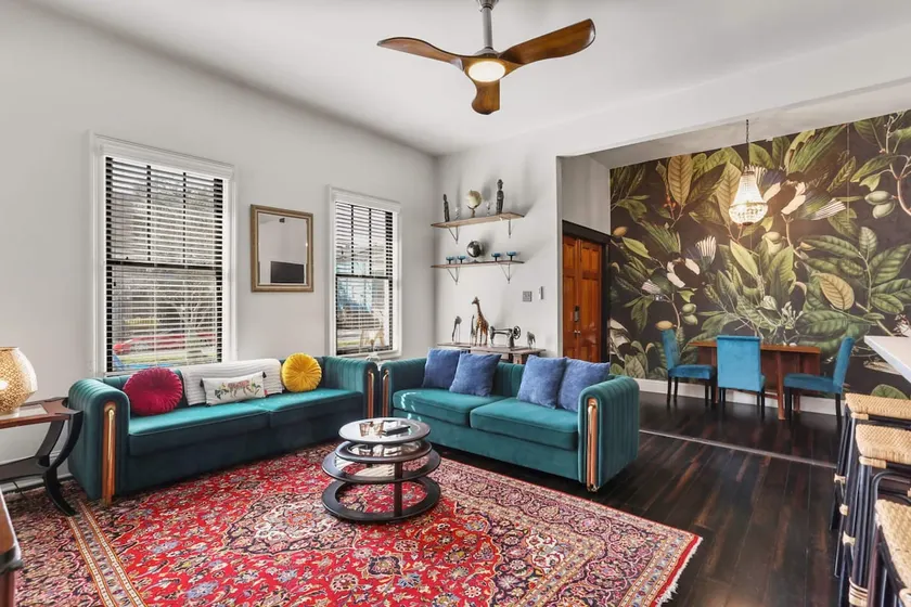 Stylish 2BR | Garden District | Historic Luxury - Image 1