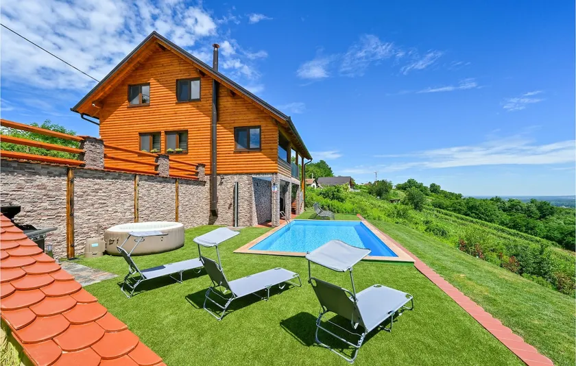 Lovely home in Grabrovnik with sauna - Image 1