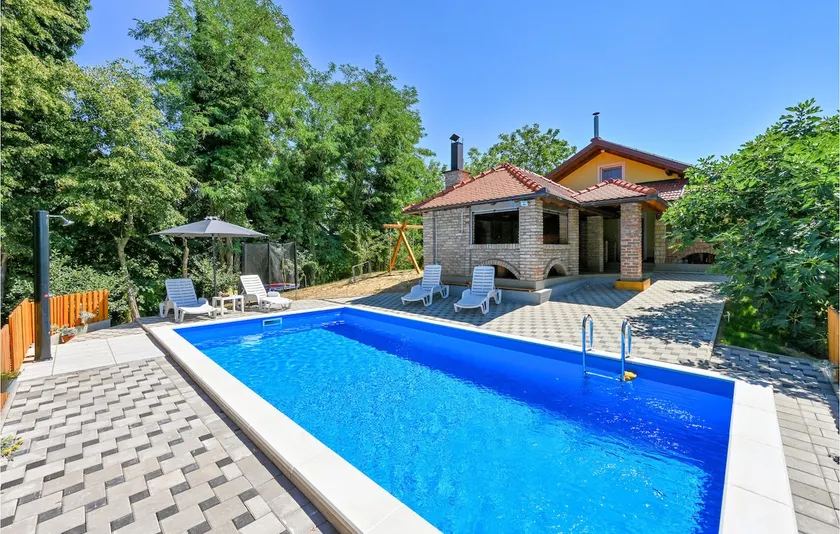 Awesome home in Susobreg - Image 1
