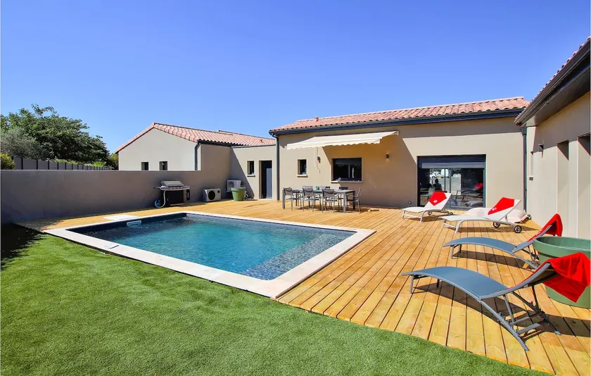 Awesome Home In Cléon D'andran - Image 1