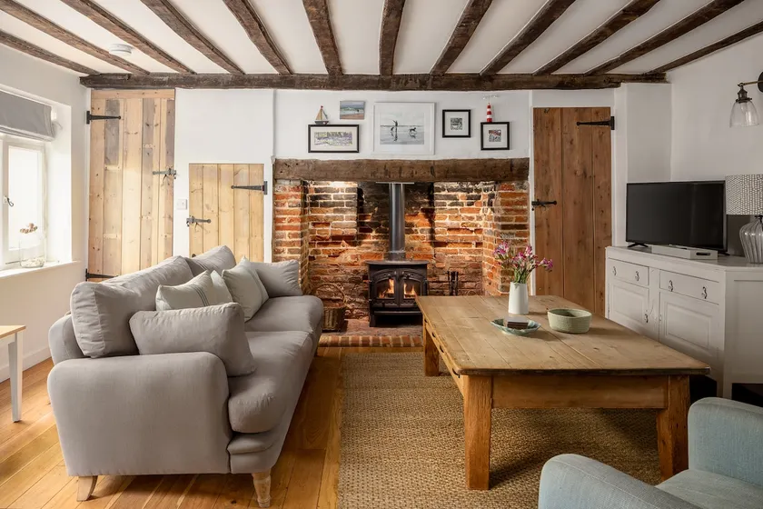 7 Church Street, Southwold - Image 1