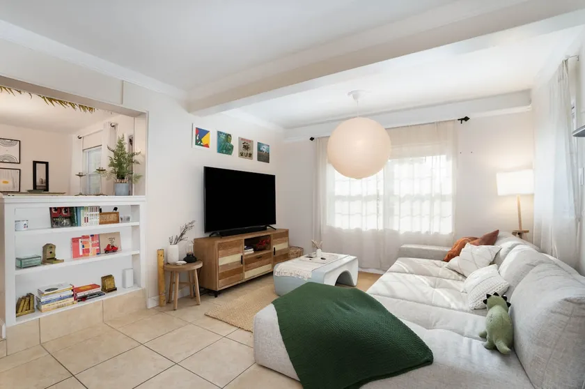 Ginger Home Heated Pool Beach 6mi Pet-Friendly - Image 1