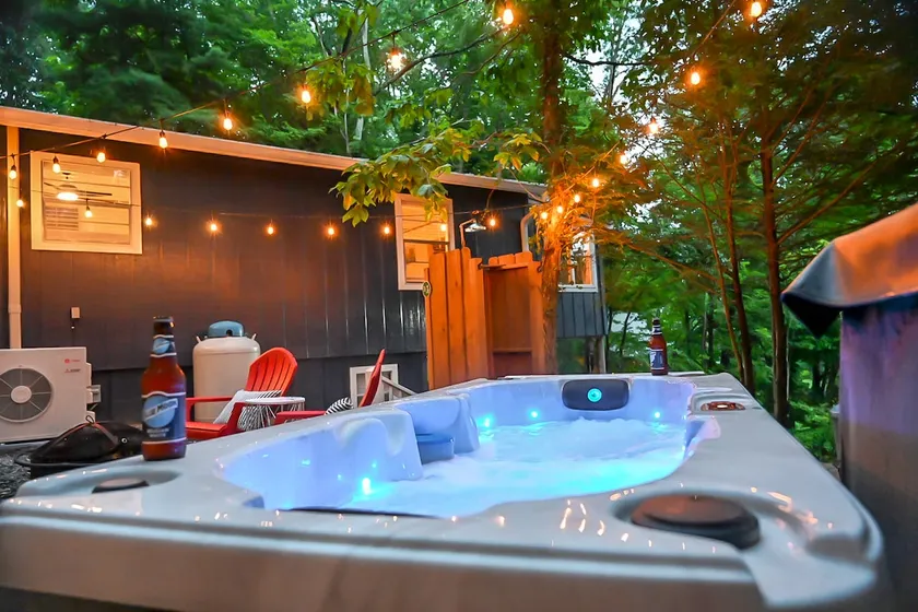 Blue Moon Cottage - Image 1