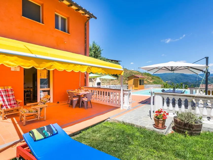 Holiday Home Red House by Interhome - Image 1