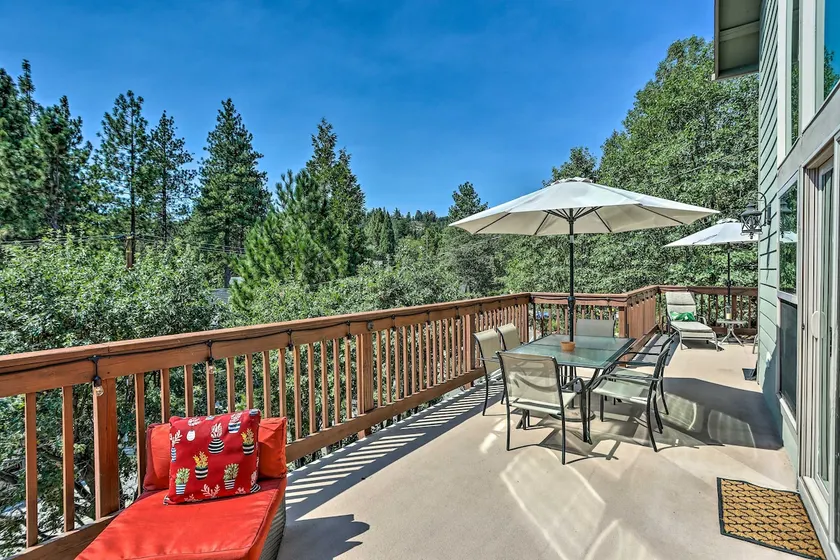 'The Zen Playhouse' w/ Lake Arrowhead Access! - Image 1