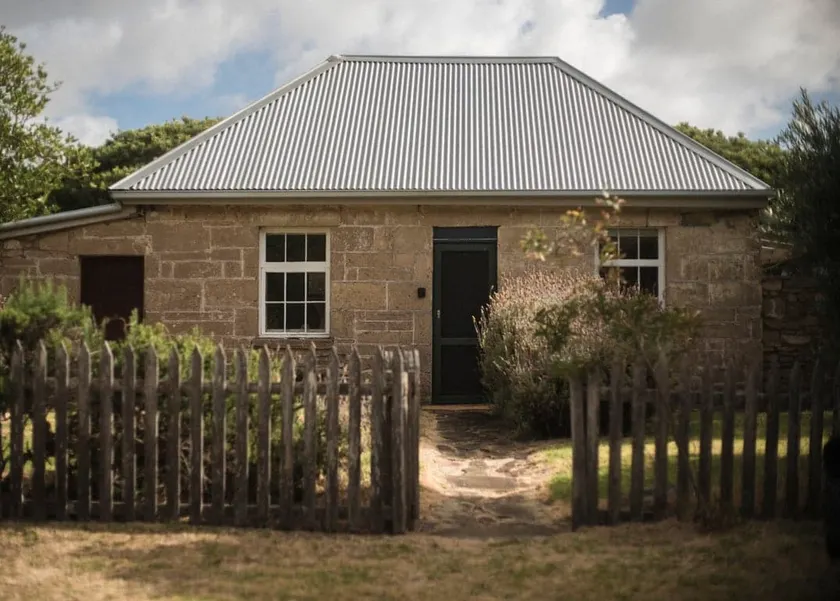 Devlin's Cottage - Image 1