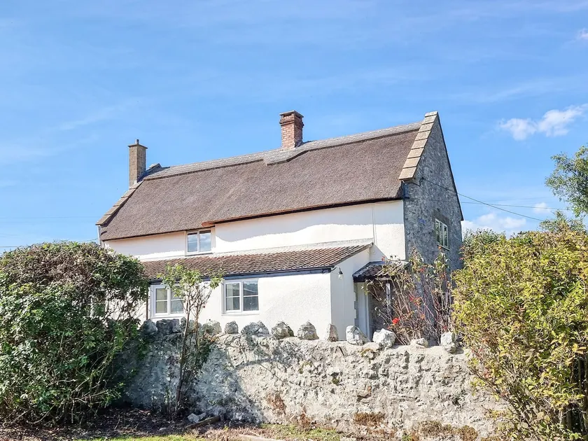 The Moat House - Image 1