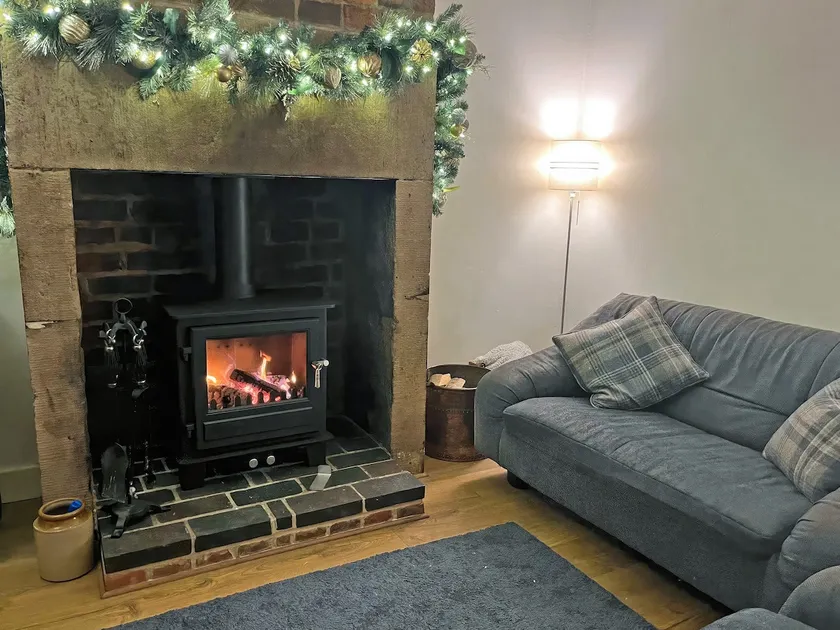 Vine Cottage - Image 1