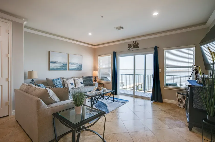 Lake Conroe Waterfront Home: Patio & Shared Pool! - Image 1