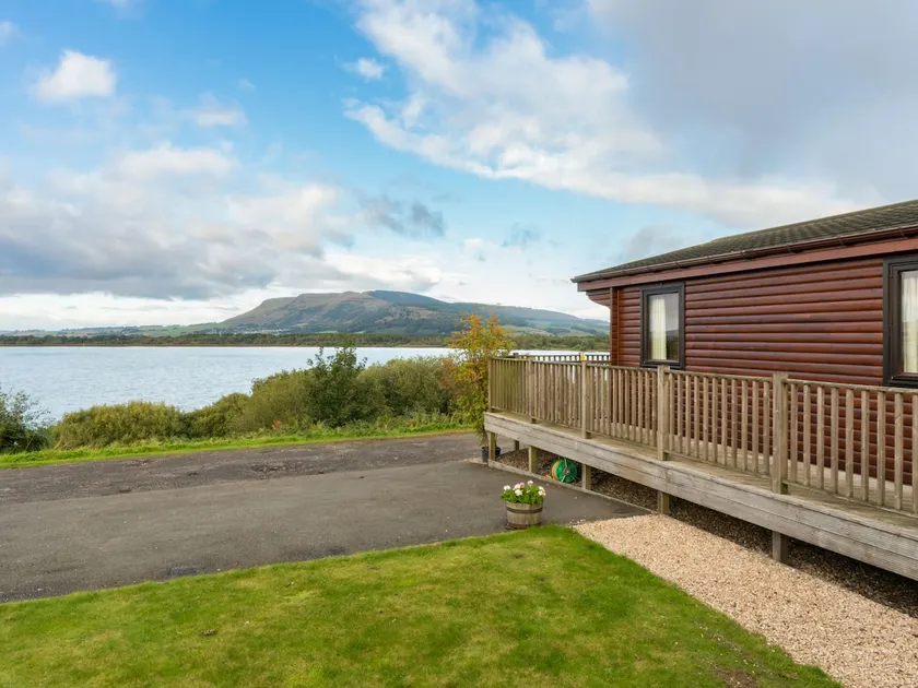 Chalet Loch Side Lodge 8 by Interhome - Image 1
