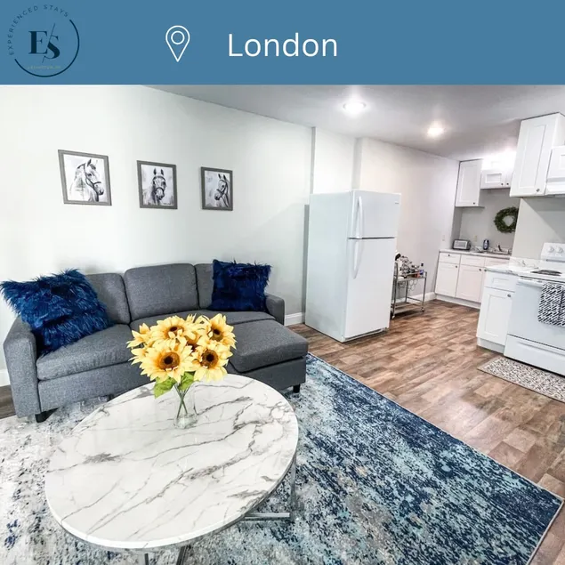 Shady Oaks Condo- King Bed, Walk to Main St. - Image 1