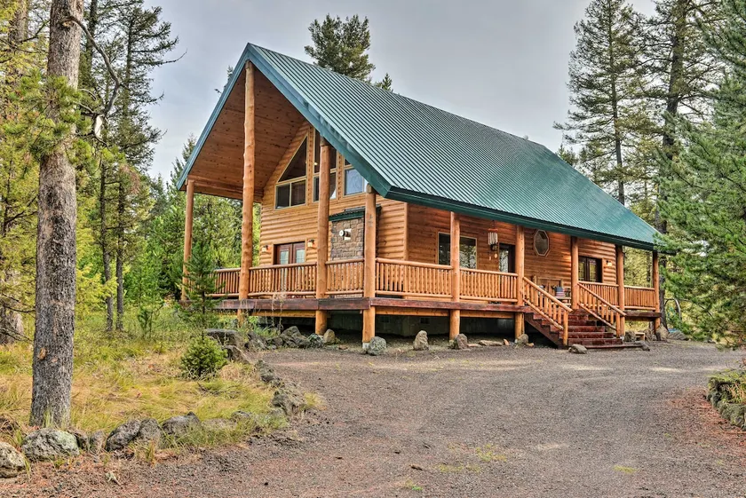 Island Park Cabin w/ Stunning Forest Views! - Image 1