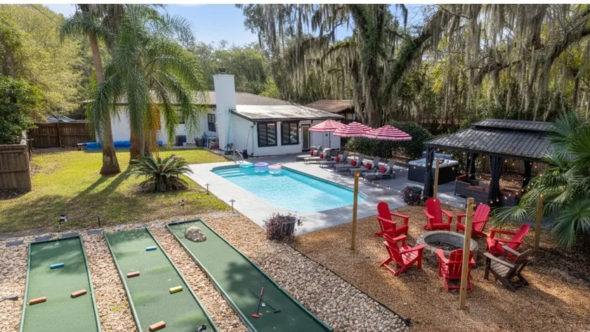 Savannah Luxe:Htd Pool, Ht Tub, Mini Golf, Firepit - Image 1