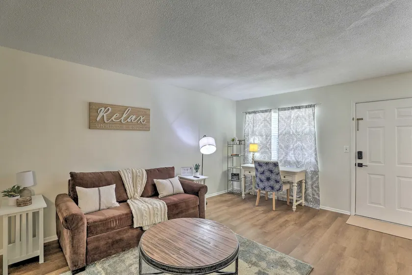 Cozy Hanahan Condo w/ Cooper River Access! - Image 1