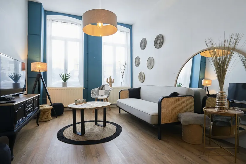 Le Renaix – New Terrace Center - Image 1