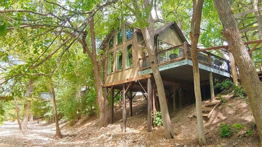 Treehouse 6 - Birdseye Perch - Image 1