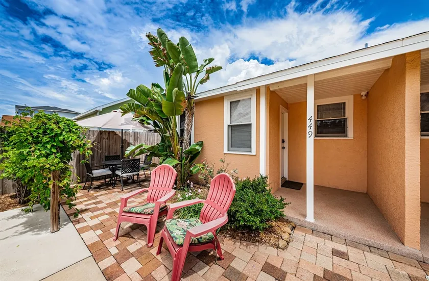 Adorable Villa 1 min to Downtown Dunedin - Image 1