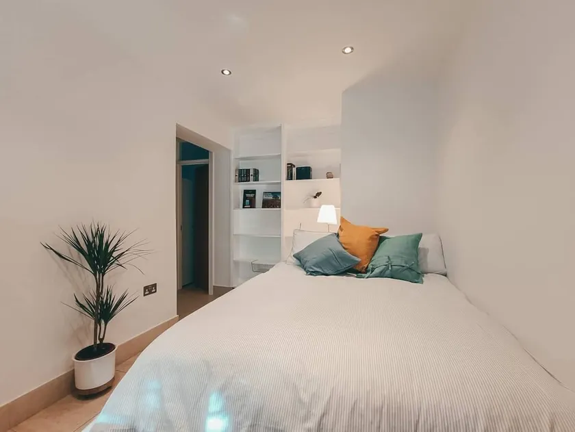 The Sandy Studio Flat in Petersham - Image 1