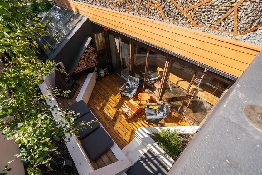 Modern Design Earth Home | Rooftop Deck + Spa Bath - Image 1