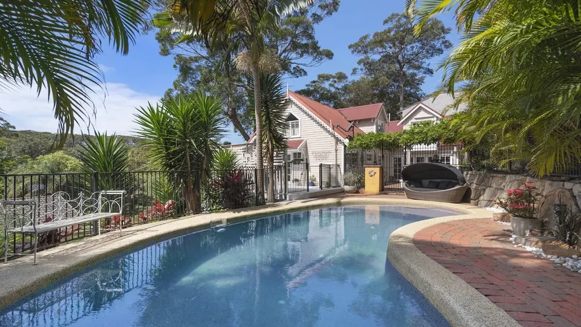 Beach House with Pool at Copacabana - Image 1