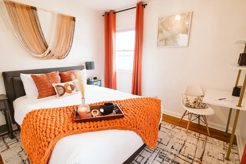 Cozy & Quiet | King Bed | Micron | Free Parking - Image 1