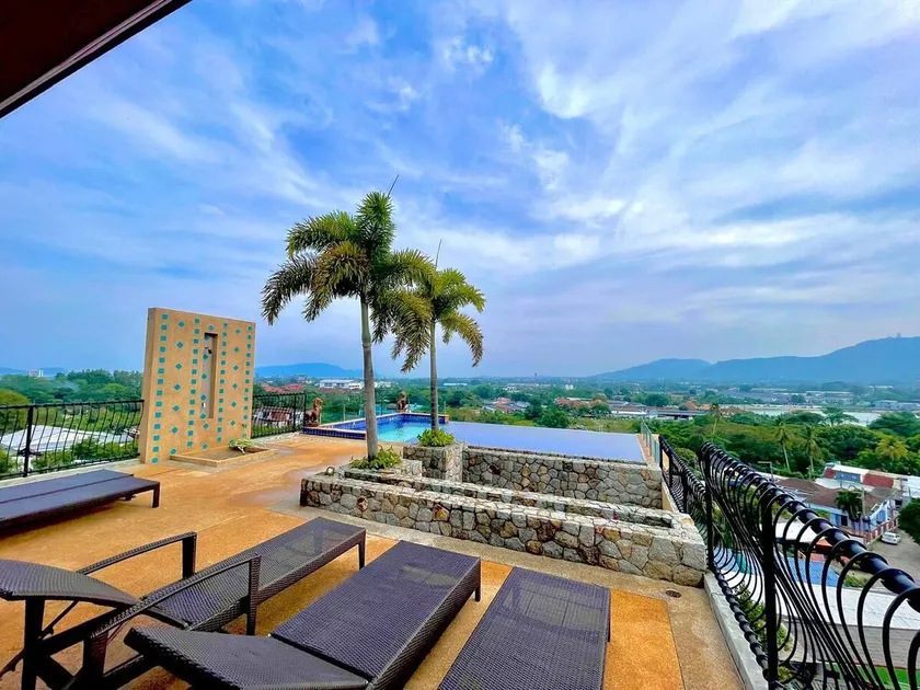 3 Bedroom Apt | Fitness Street | Rooftop Pool - Image 1