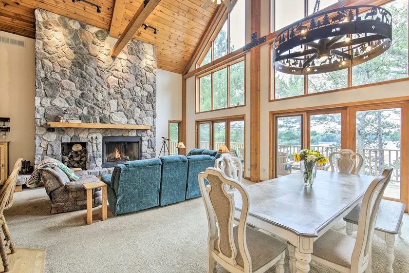 Waterfront Lake Tomahawk Cabin w/ Game Room! - Image 1