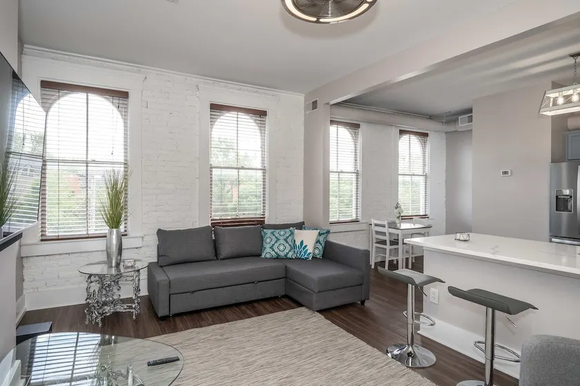 Heart of Mainstrasse Apt 4 - Image 1
