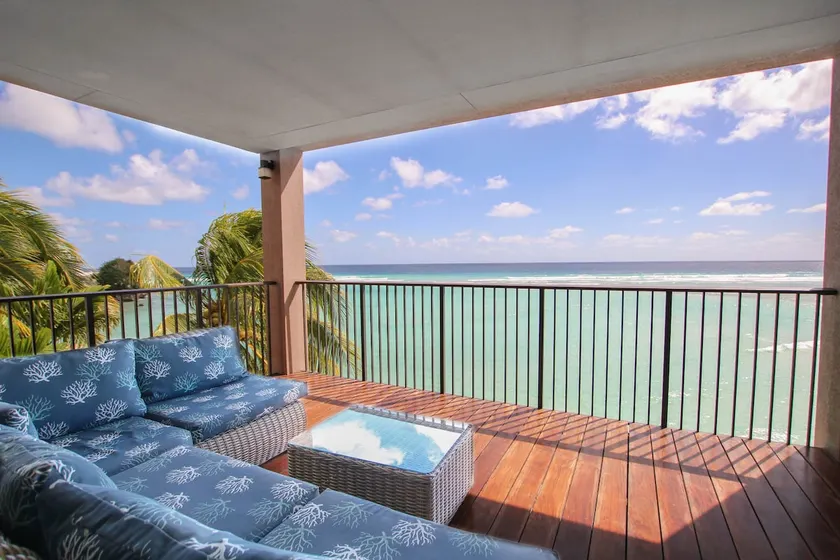 Beachfront Luxury with Incredible Ocean Views - Image 1