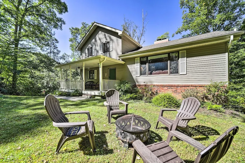 Brevard Retreat ~ 3 Mi to Downtown! - Image 1