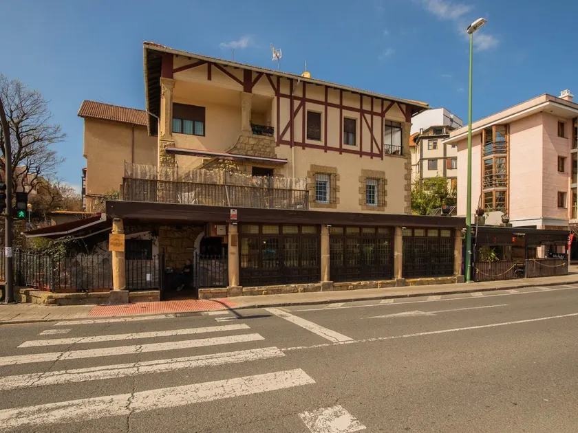 Neguri Acacias Apartment by Next Stop Bilbao - Image 1