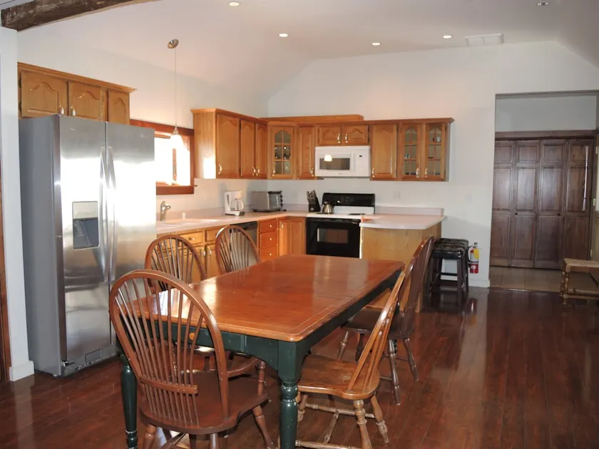 1825 Cottage - One of Three rentals in Fly Creek 5 minutes to Cooperstown - Image 1