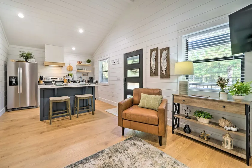 'A Little Bit of Simple' Cabin w/ Pond Access - Image 1