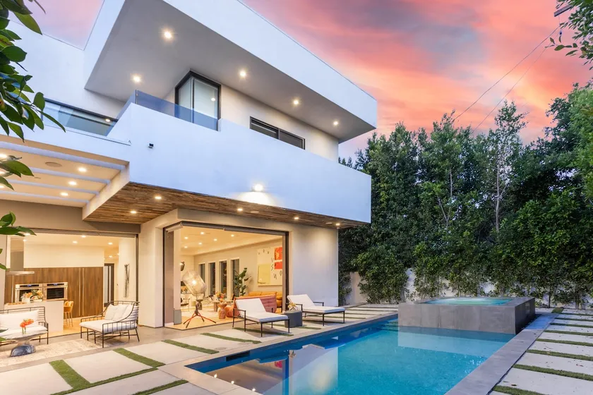 Luxe Villa w/ Pool, Walk to Melrose | North Vista - Image 1
