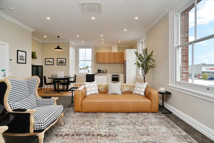 Kaiapoi Luxury Accommodation 2 - Bookahome - Image 1