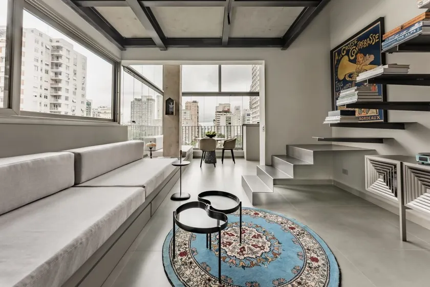 Loft do Colecionador I Stylish Loft in Jardins - Image 1