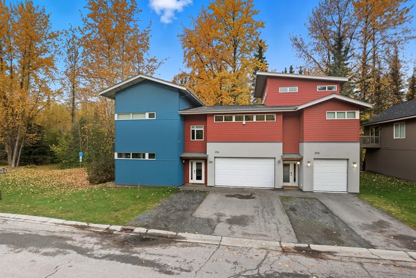 The Forest Gallery | 3BR Near Airport & Downtown - Image 1
