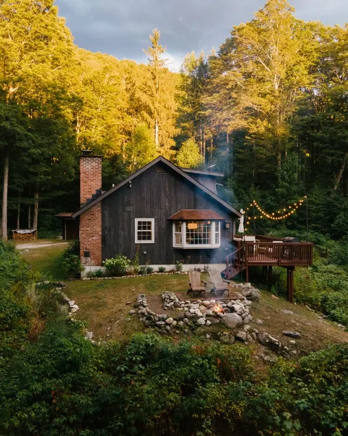 Forest Mountain Escape- Beautiful Mountaintop Escape in Mendon, VT, 20 min to Killington 14 to Pico, home - Image 1